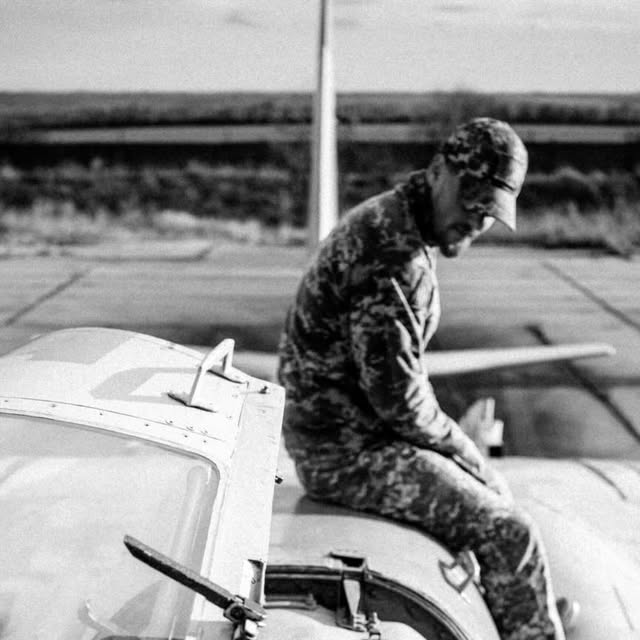 “Hands of God”: photos from the set